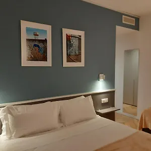 Alloggio in famiglia Mako - Centro E Stazione, Monza